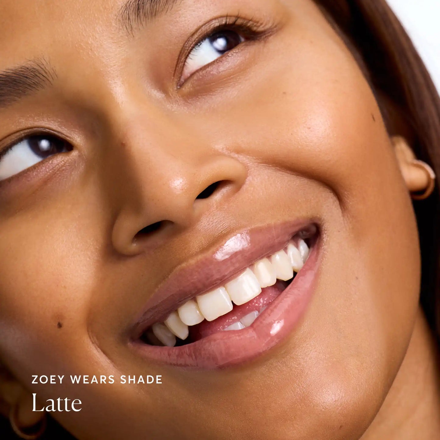 phyto-glow-lip-balm-latte-a5 NATR-60110-Alt-Images-Phyto-Glow-Lip-Balm-Latte-04.webp