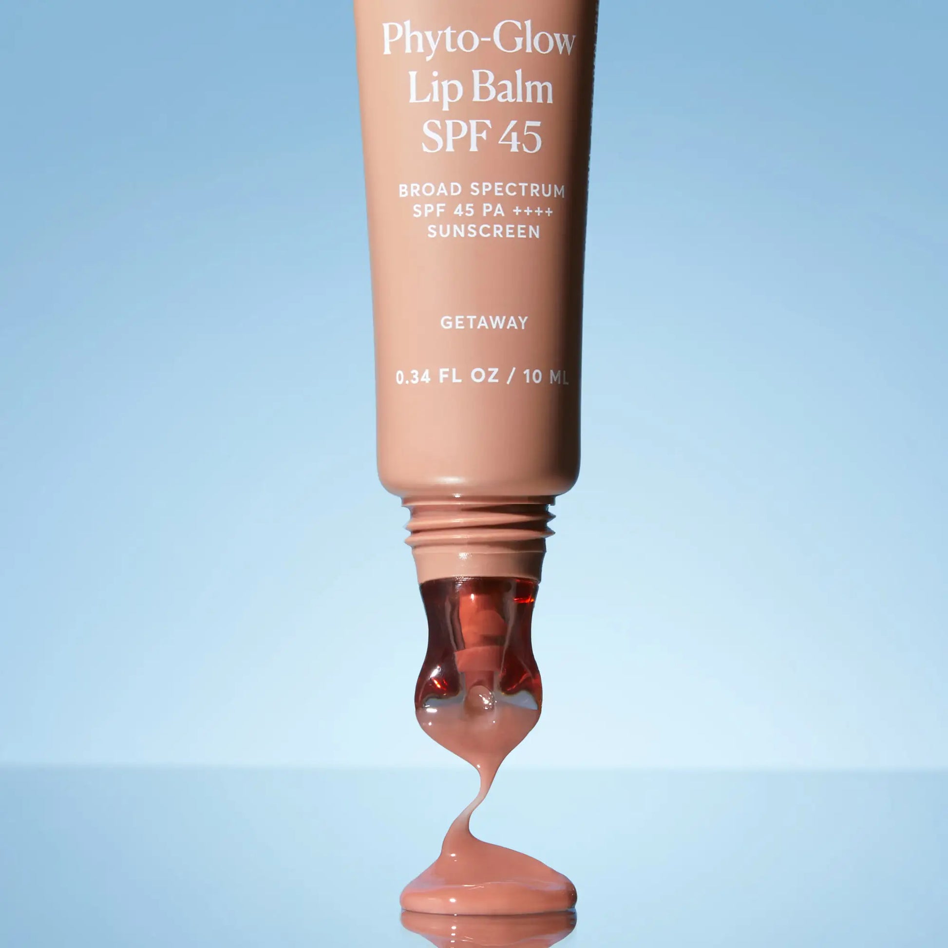 phyto-glow-lip-balm-spf-45-getaway-s4 phytoglowSPF-getaway_11268-1x1.webp